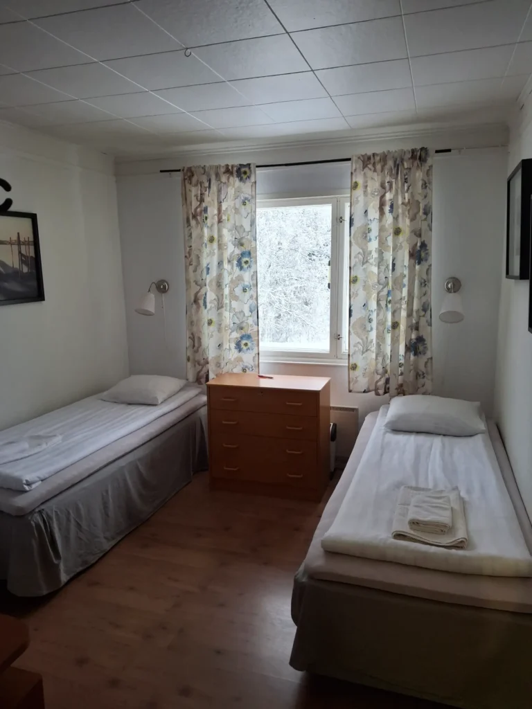 2 hengen huone majoitus vaala 5